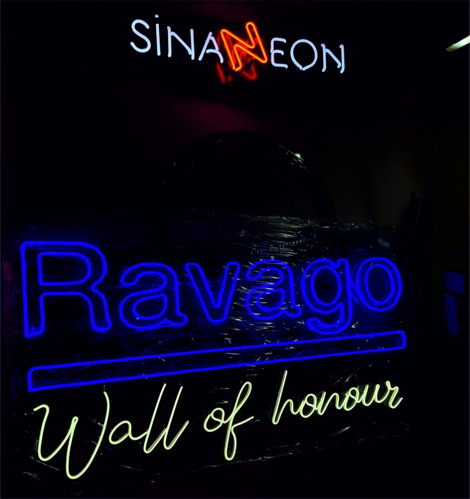 led neon logo uygulaması