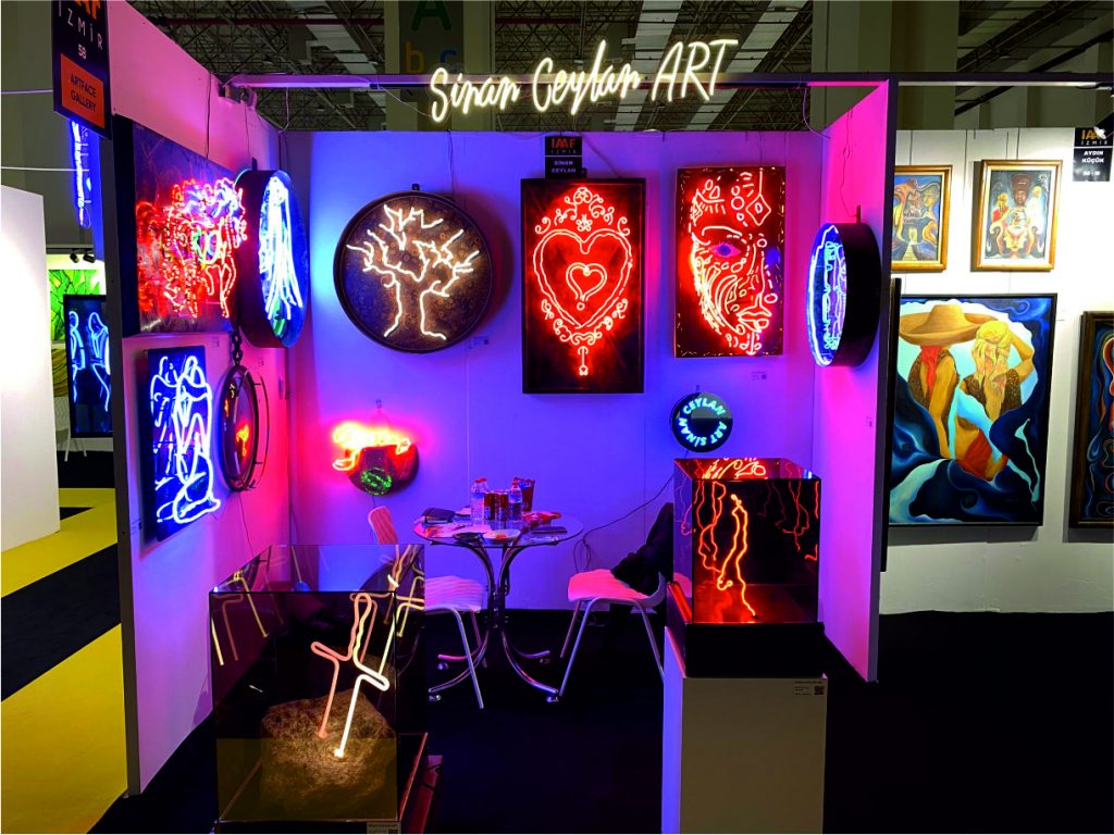 sinan ceylan art neon